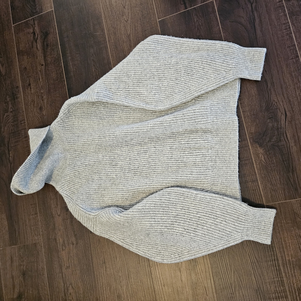 H&M Soft Gray Knit Turtleneck Sweater
